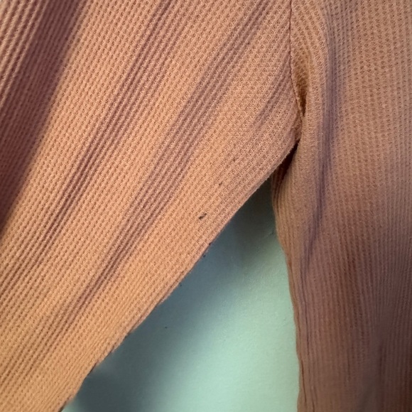 0424-29 Pink Waffle Vneck Long Sleeve Top - Picture 4 of 5